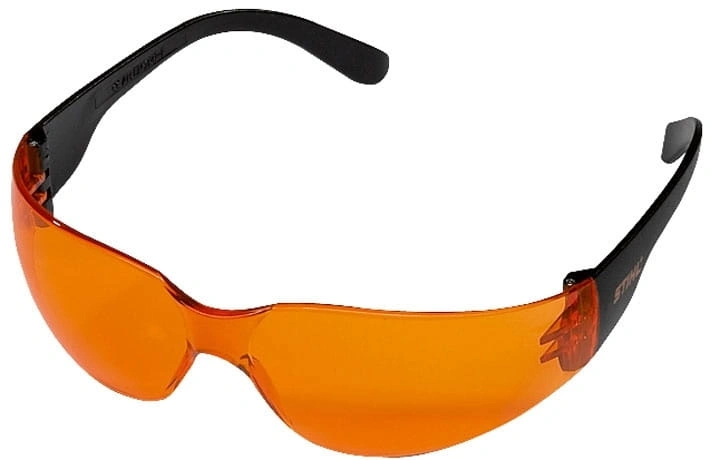 10660
